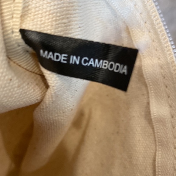 It Cosmetics x Ana Jaks Beautiful Together Cosmetic Bag NWOT - Picture 6 of 7